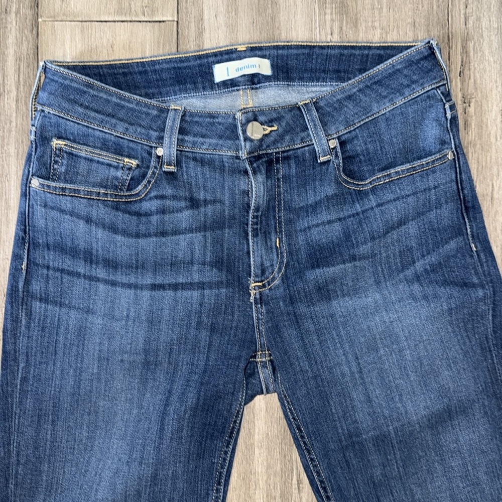 Size 29 1 Denim Skinny Blue Jeans. Super cute and stretchy. Made in Mexico - Picture 2 of 8